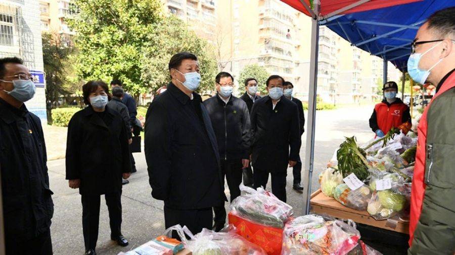 الرئيس الصيني يصل إلى مدينة ووهان لتفقد أعمال الوقاية من كوفيد19 والسيطرة عليه