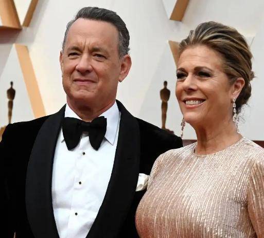 الممثل الأمريكي توم هانكس يعلن إصابته وزوجته بفيروس كورونا