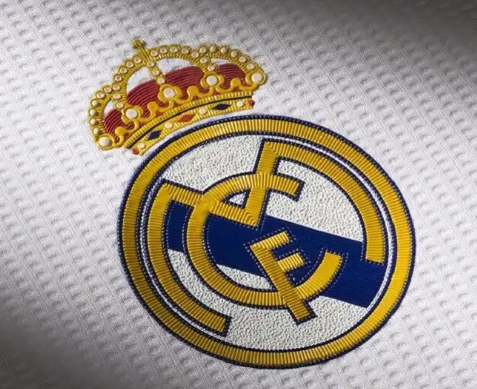 اصابة احد لاعبي ريال مدريد بفيروس كورونا وفرض الحجر المنزلي على كافة اللاعبين