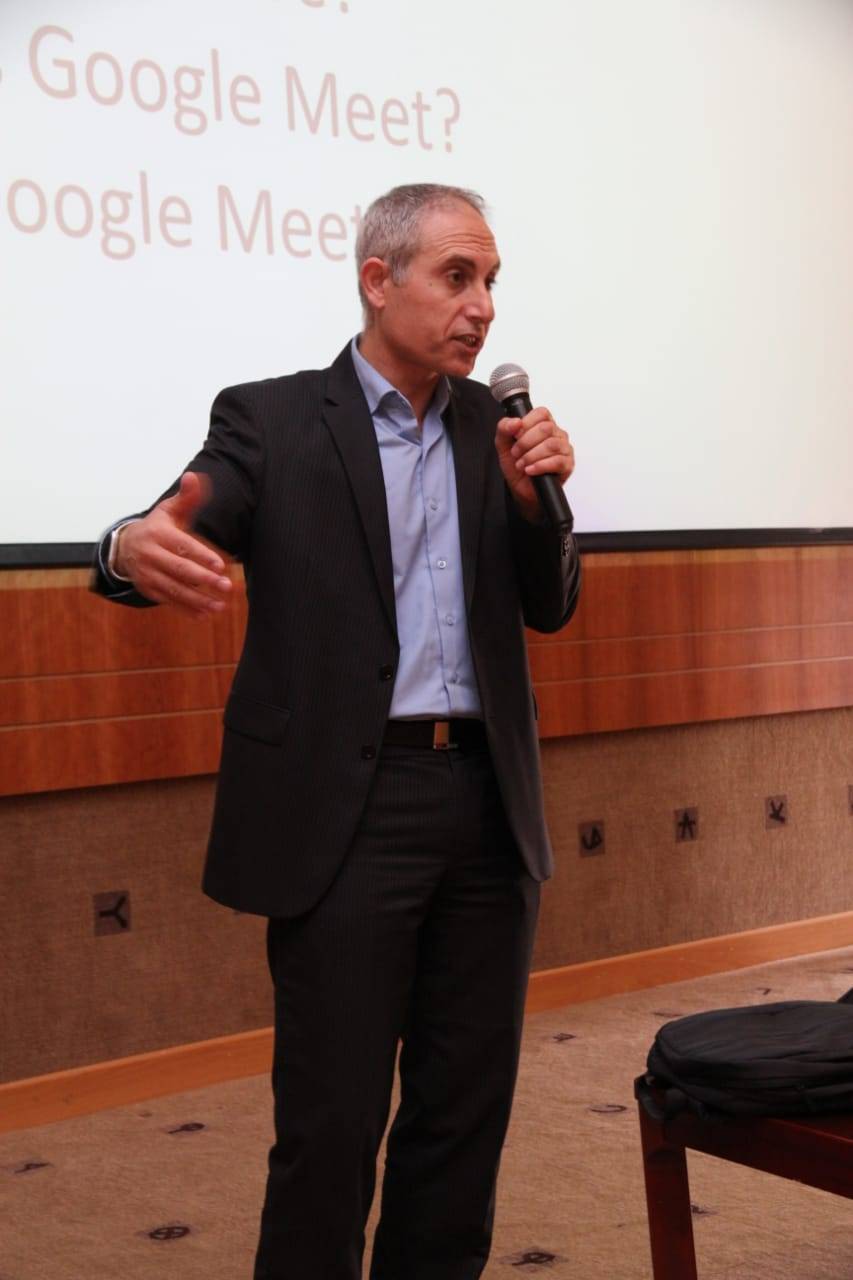 استعدادات الجامعة  الاميركية  لمواجهة  فيروس كورونا