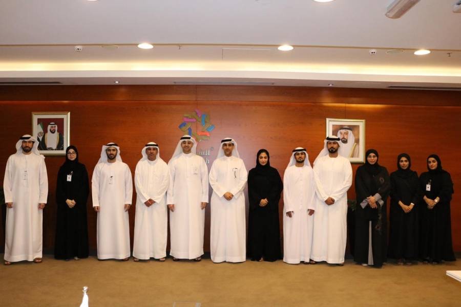 لجنة الشؤون المالية والاقتصادية والصناعية بالشارقة تطلع على أعمال هيئة الانماء التجاري والسياحي