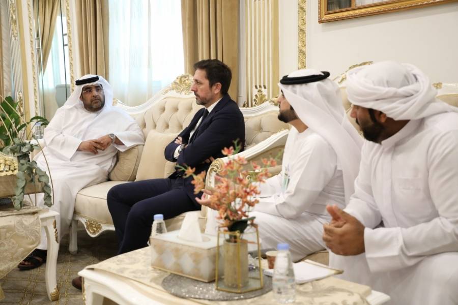 بلدية الحمرية تبحث مع بيئة كافة التدابير الوقائية بالحمرية بهدف تعزيز الإجراءات الاحترازية المشتركة