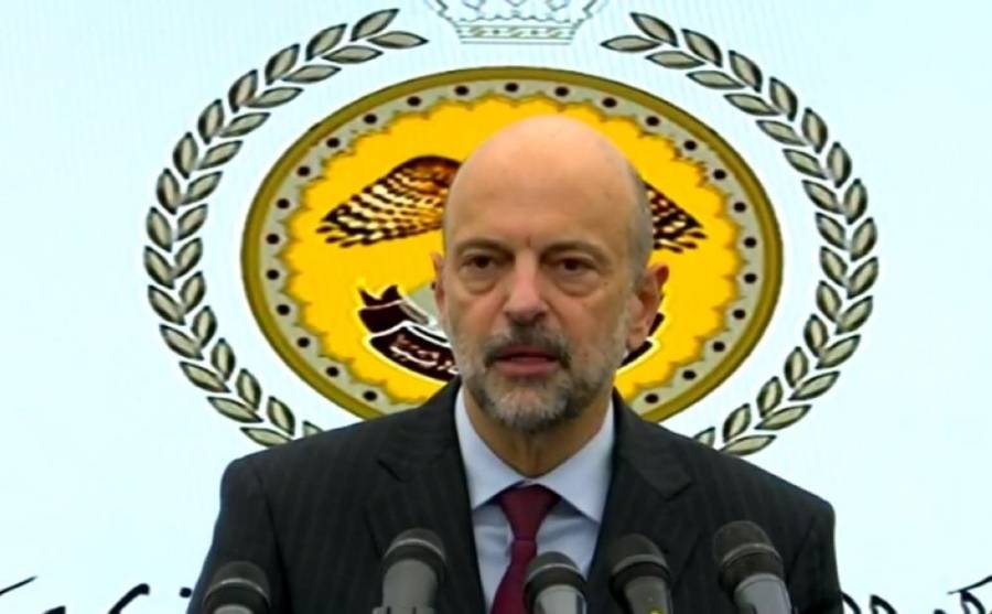 الرزاز يعلن تفعيل قانون الدفاع.. وحقوق المواطنين محفوظة ولن تمس