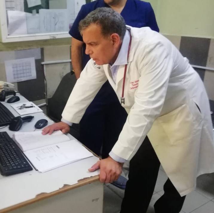 وزير الصحة الدكتور سعد جابر يوجه رسالة لزملائه الكوادر الطبية