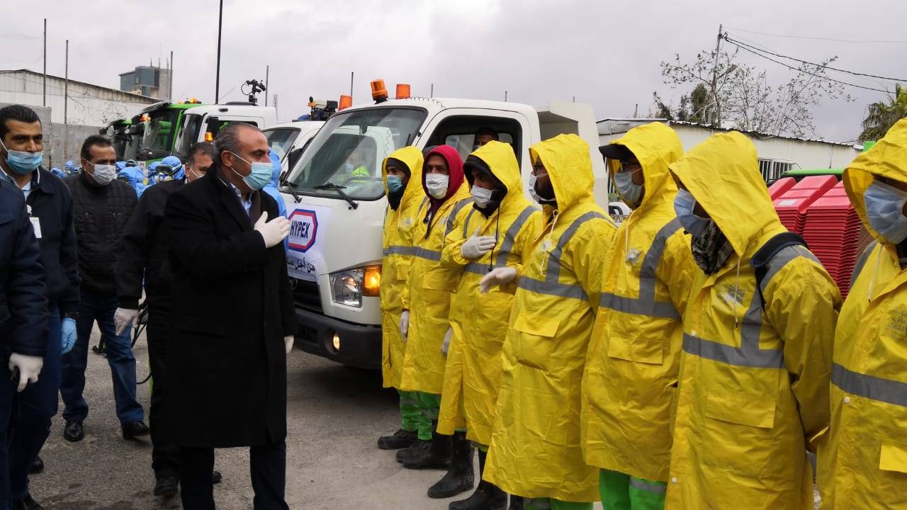 امين عمان : نلتزم بتوجيهات جلالة الملك بتوفير كامل الامكانيات التي تحفظ الظروف الصحية للمواطن