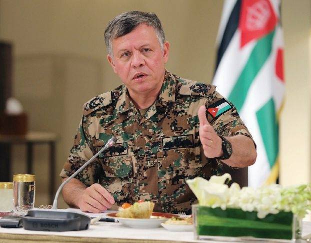 الملك لنشامى الجيش العربي : أفاخر بكم الدنيا فقد رفعتم رؤوس الأردنيين عالياً