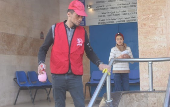 الشعبية في قطاع غزة تواصل حملات التعقيم والوقاية من فيروس كورونا