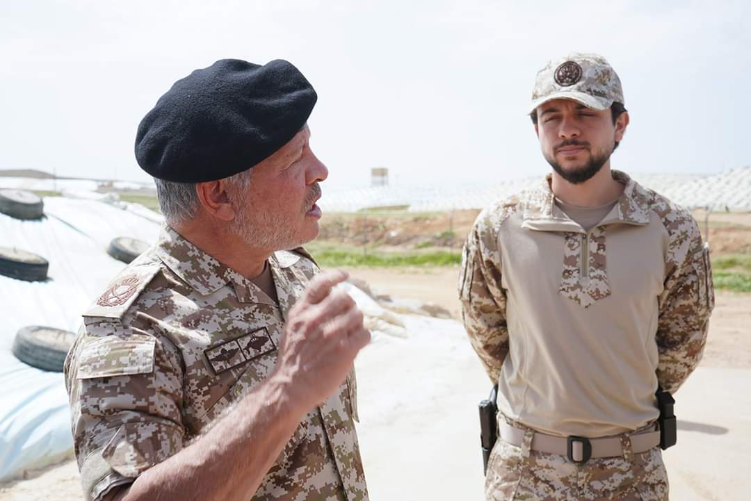 الملك يطمئن على المخزون الاستراتيجي لمستوعبات (صوامع) الحبوب بمنطقة الغباوي