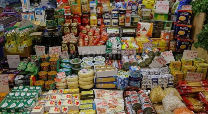 دعوات لتعزيز ثقافة ترشيد الاستهلاك بالحاجات الاساسية في الأزمات