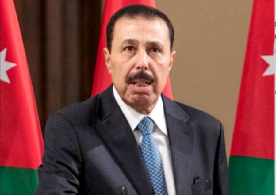 وزير التربية والتعليم يوجه رسالة للطلبة : عليكم أن تستثمروا أوقاتكم لمتابعة دروسكم