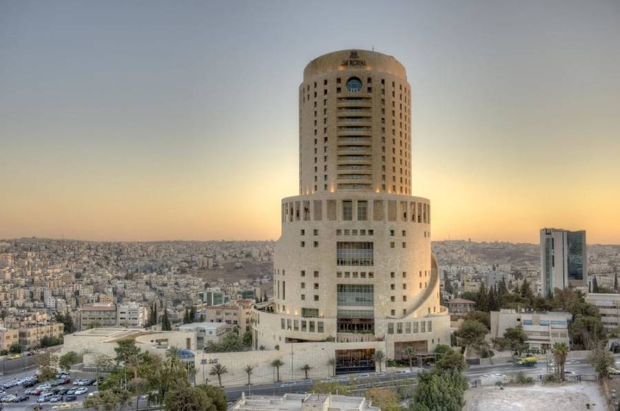 العراقي نظمي أوجي يقرر إعفاء الحكومة من دفع فاتورة إقامة المحجور عليهم صحياً في فندق الرويال
