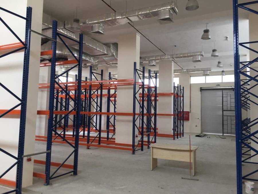 وزارة الأشغال تُسلم مستودعات مركزية جديدة للصحة