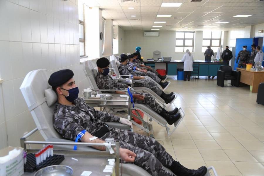 مديرية الأمن العام تنفذ حملة للتبرع بالدم لبنك الدم في الشمال