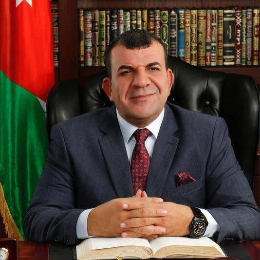 الجليس يطالب وزير الصناعة والتجارة انشاء غرفة عمليات للتجار