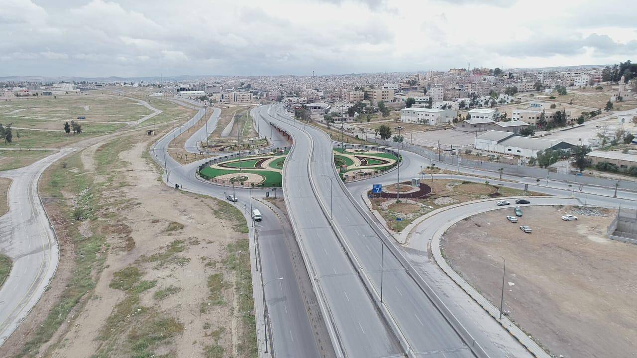 مدينة الزرقاء بعدسة  الطائرة المسيرة الدرون التابعة لمديرية الامن العام اليوم الجمعة