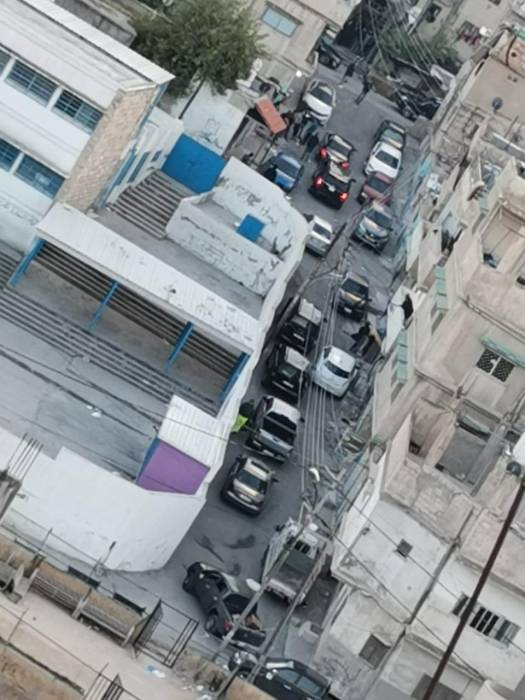 إغلاق منطقة في جبل النصر شرق عمان بشكل كامل بعد ظهور حالات كورونا .. فيديو