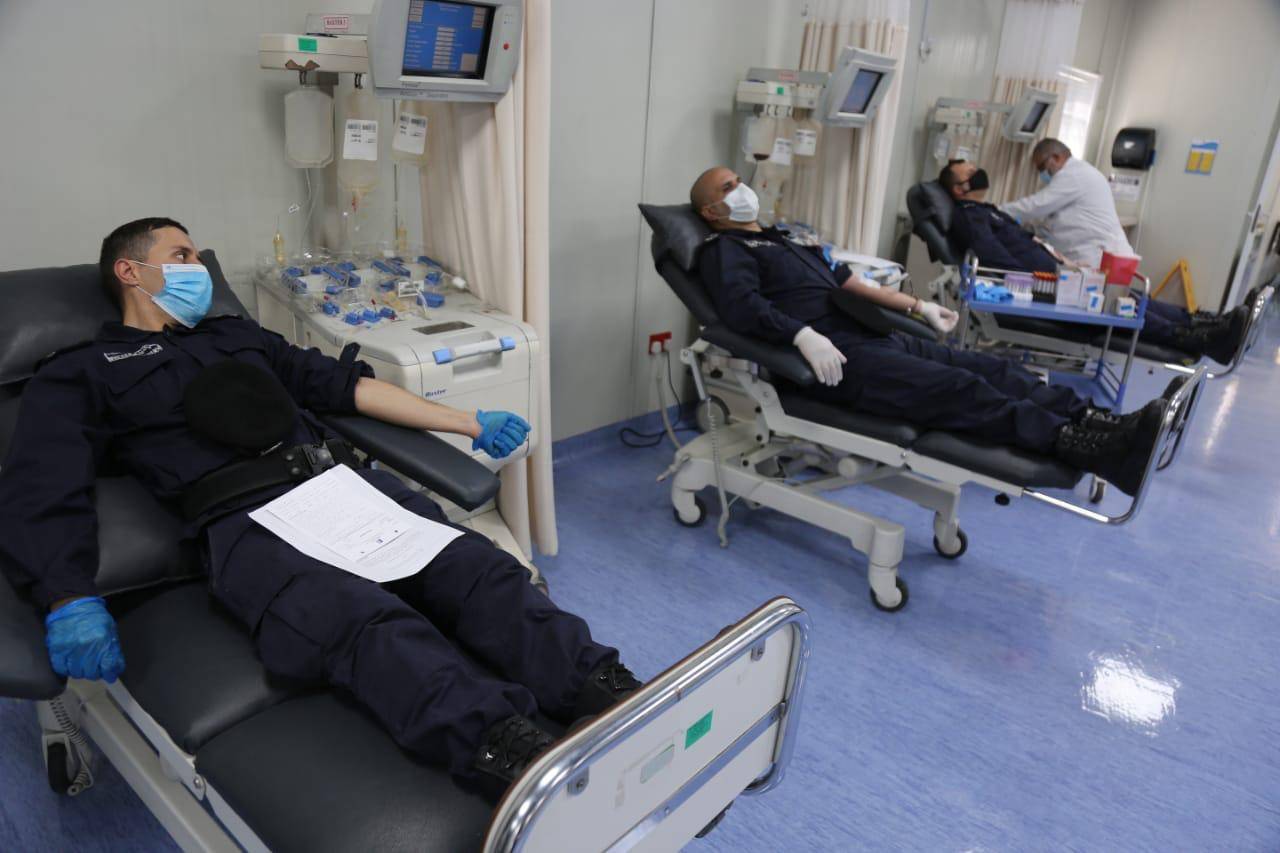 الأمن العام يواصل حملة للتبرع بالدم، تستمر لعدة أيام لصالح مرضى مركز الحسين للسرطان 