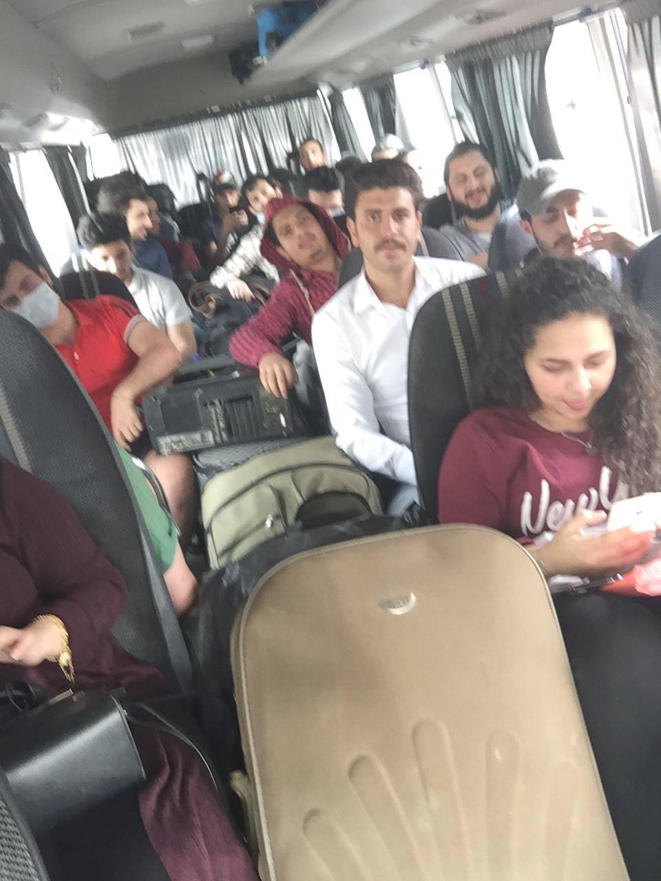 اردنية العقبة تبادر لنقل طلبتها العالقين في العقبة الى محافظاتهم