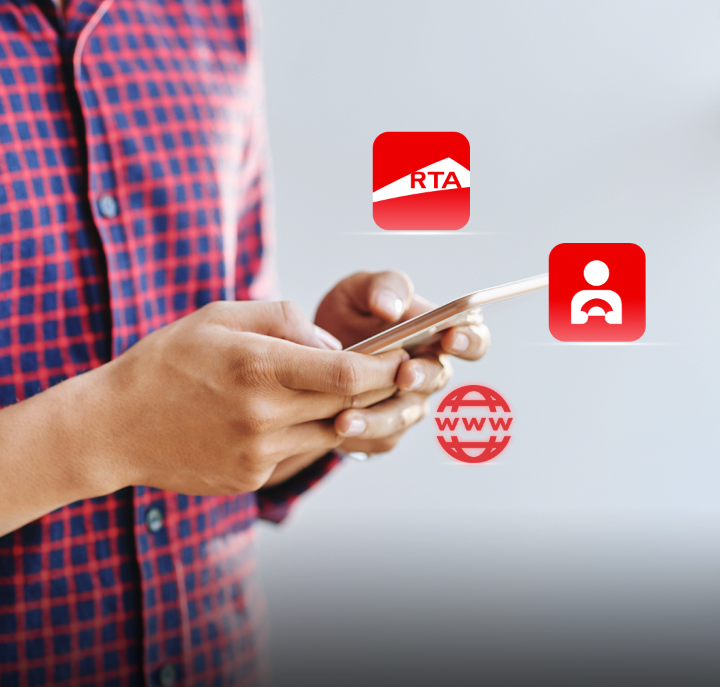 طرق دبي : 28  ارتفاع معاملات الترخیص الإلكترونیة في مارس