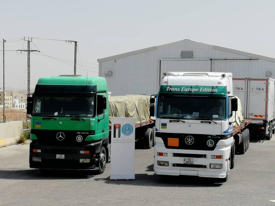 الهيئة الخيرية الأردنية الهاشمية تسير قافلة مساعدات الى فلسطين