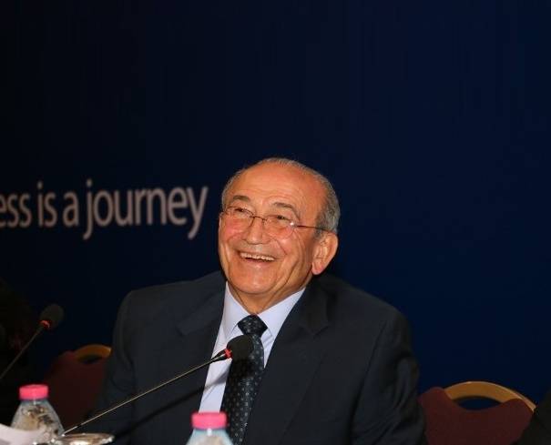 صبيح المصري يتبرع بمليون دينار لـ”همة وطن”