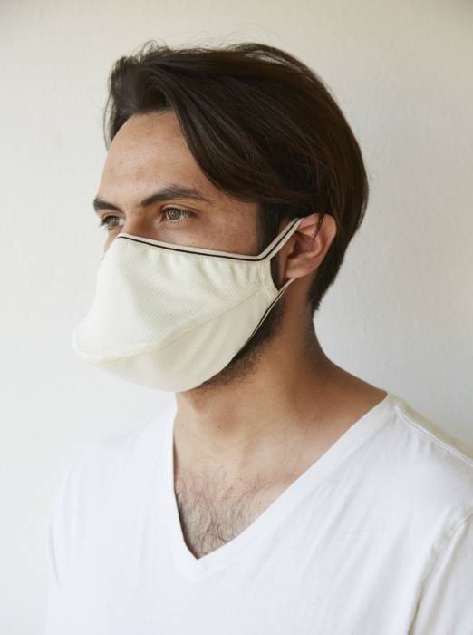 المفوضیة التجاریة لجمھوریة تشیلي بدبي تدعم جھود الشركات التشیلیة في مكافحة كوفید19