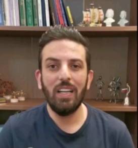 قسم البصريات في جامعة عمان الاهلية يقدم العلاج والتواصل مع المرضى عن بعد