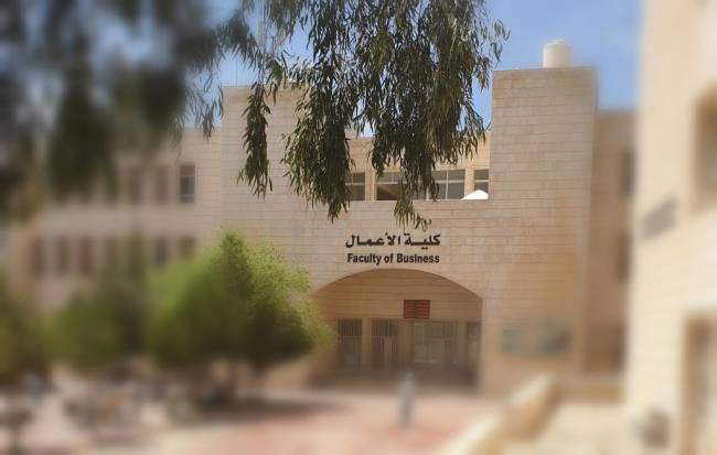 كلية الأعمال في جامعة الاسراء تنظم ورشة تدريبية عن ادارة المهارات السلوكية في ظل ازمة كورونا