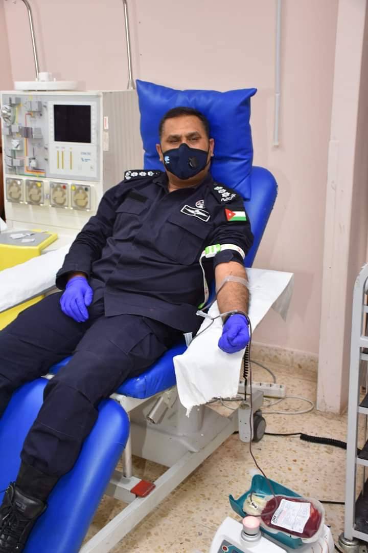 الأمن العام يواصل التبرع بالدم في العاصمة وإربد والعقبة