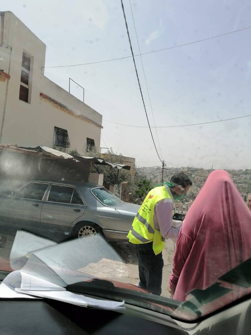 هيئة شباب كلنا الاردن تنفذ حملة توزيع الوصفات العلاجية بالسلط