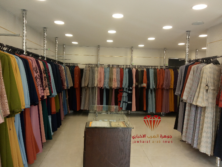 كاميرا جوهرة العرب ترصد حركة المواطنين في المفرق بعد تعديل إجراءات حظر التجول