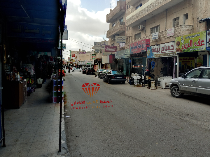 كاميرا جوهرة العرب ترصد حركة المواطنين في المفرق بعد تعديل إجراءات حظر التجول