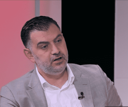 البطاينة يتواصل مع شابة تعرضت وزملائها للفصل من عملهم ويتعهد باستعادة حقوقهم كاملة