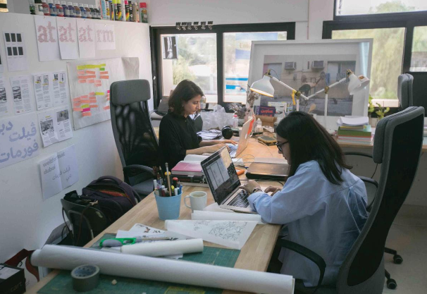 تشكيل يطلق مجموعة مصادر إلكترونية للفنانين والمصممين في ظل أزمة فيروس كورونا