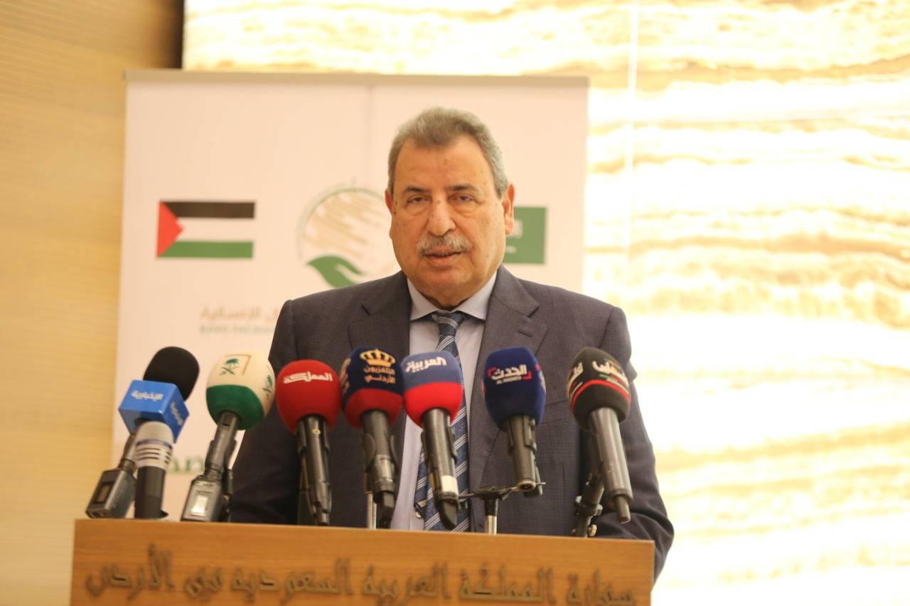 تدشين مساعدات المملكة العربية السعودية للشعب الفلسطيني لمواجهة فيروس كورونا