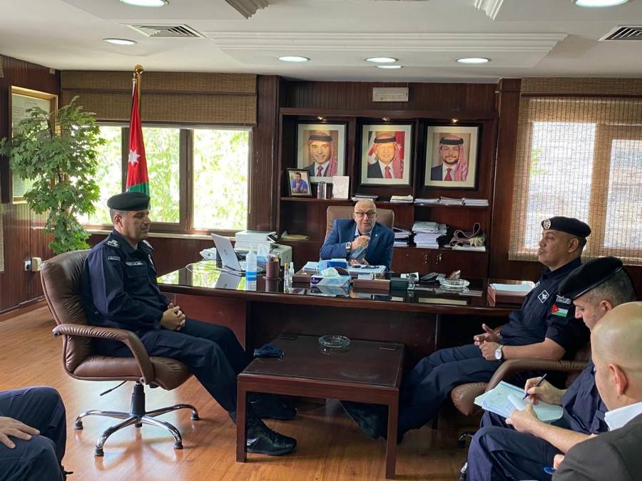 وزارة المياه والري و الادارة الملكية لحماية البيئة تعززان جهودهما لحماية المصادر المائية