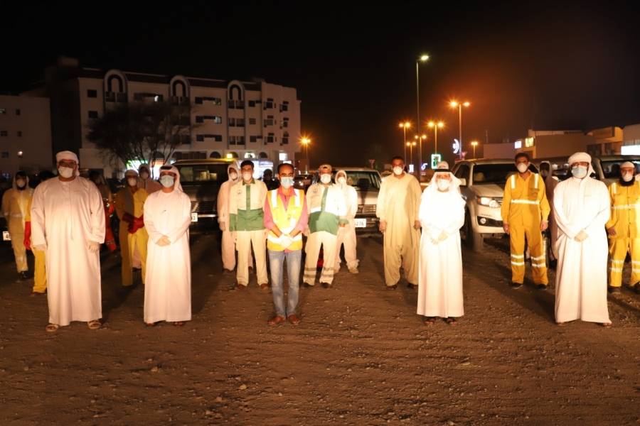 مجلس أولياء أمور الطلبة والطالبات بالمنطقة الوسطى يزور الفرق المعنية بالتعقيم