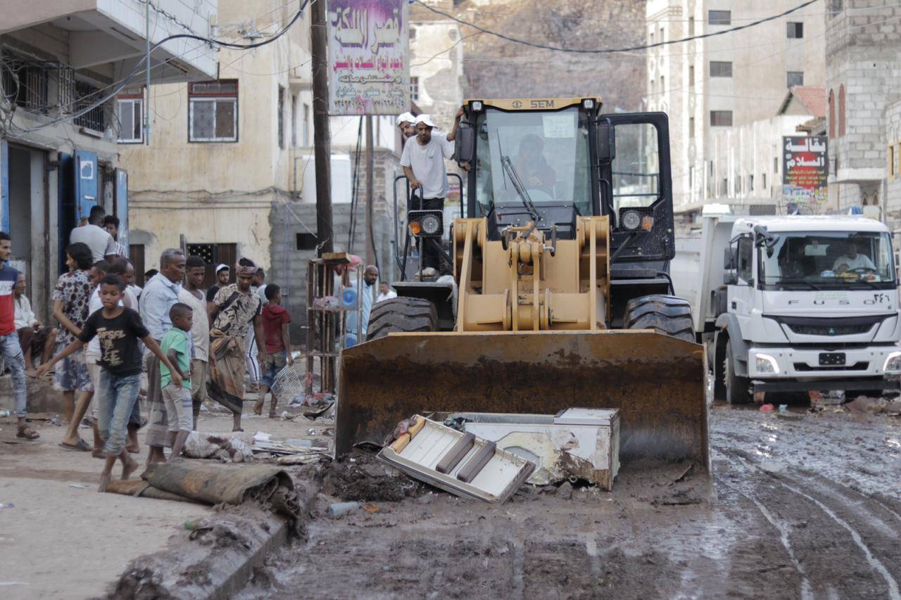 البرنامج السعودي لتنمية وإعمار اليمن يبدأ المرحلة الثانية من حملة نظافة عدن