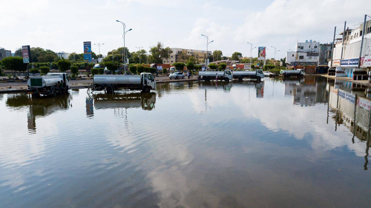 البرنامج السعودي لتنمية وإعمار اليمن يبدأ المرحلة الثانية من حملة نظافة عدن