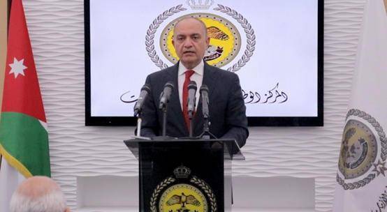 العضايلة : يتم التحقيق بفيديو لمظاهر عدم إلتزام بالتباعد الجسدي في الحجر العام للطلبة العائدين