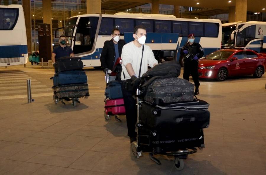 القوات المسلحة تنهي المرحلة الأولى من خطة إخلاء الطلبة العائدين لارض المملكة