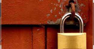 الطفيلة : إغلاق 3 مخابز وتحرير مخالفات بحق محلات تجارية