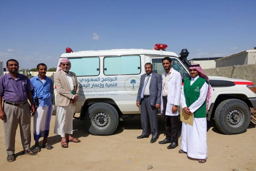 إعمار اليمن يدعم محافظة حجة بسيارة إسعاف حديثة
