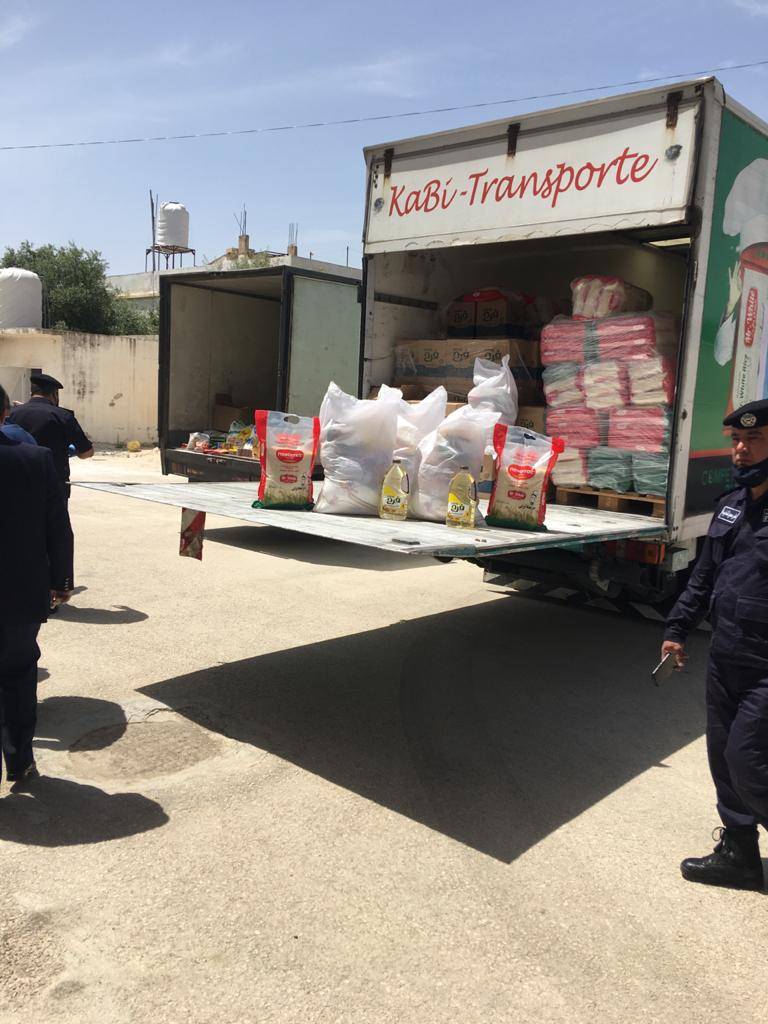 وزير الاوقاف يزور لواء الرمثا في جولة تفقدية للأسر العفيفة .. صور