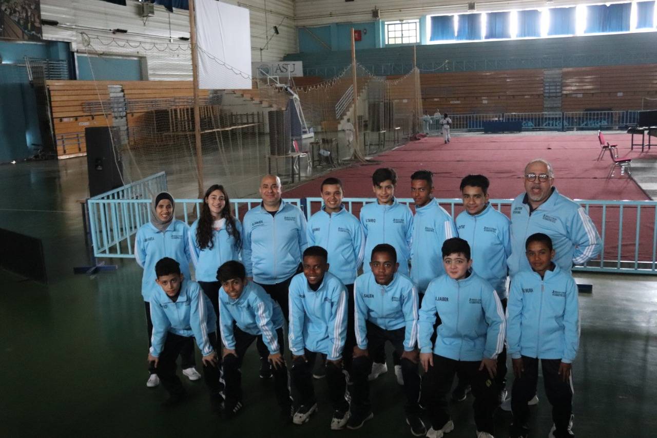 خذ فرصة لتمكين الأيتام اليافعين