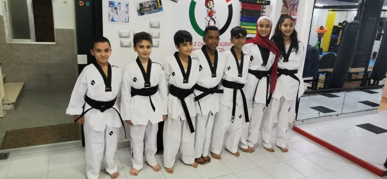 خذ فرصة لتمكين الأيتام اليافعين