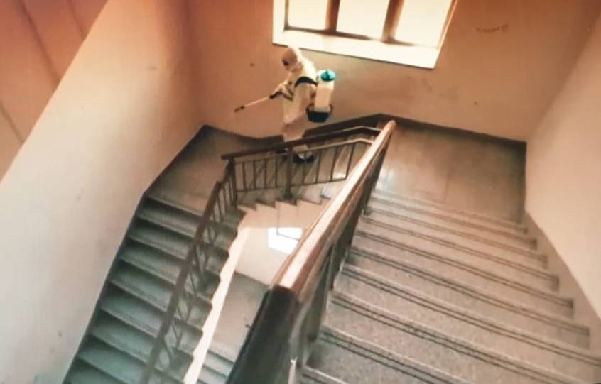 تعقيم مرافق الجامعة الأردنية العقبة