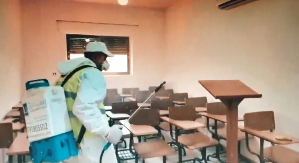 تعقيم مرافق الجامعة الأردنية العقبة