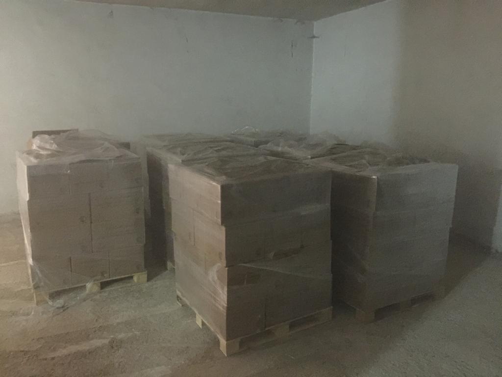 وزارة الشؤون الإسلامية السعودية توزع شحنة من هدية الملك سلمان على الأسر العفيفة بالأردن