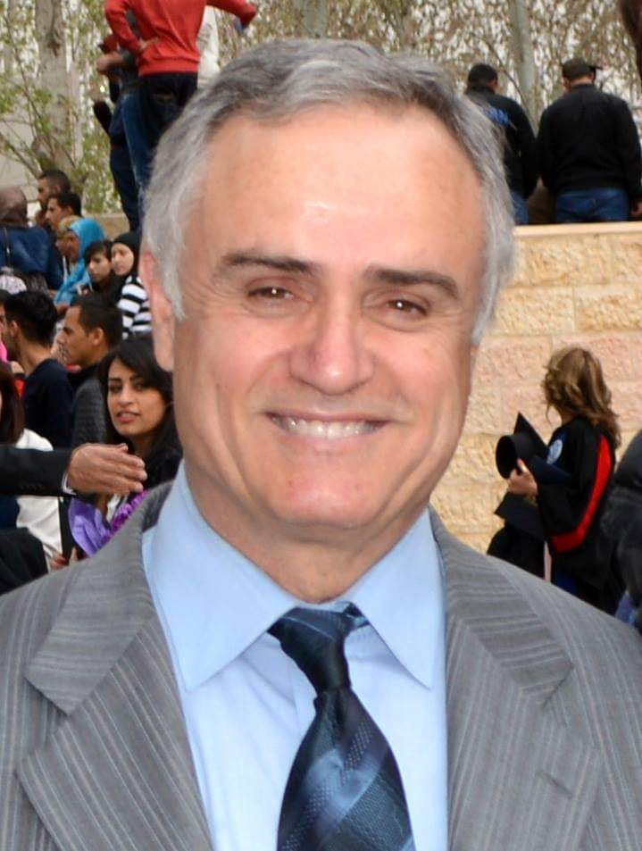 مبادرات جامعة الحسين بن طلال نحو التجسير ما بين التعليم الالكتروني وفي الحرم الجامعي نموذجا